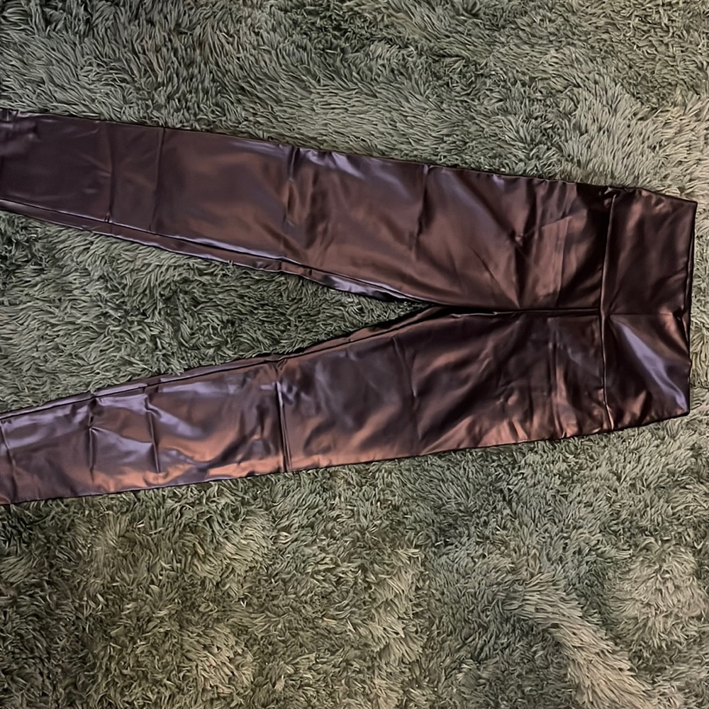 Black faux leather leggings size medium